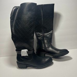 St Johns Bay - Black Deer Boots Size 6.5 M